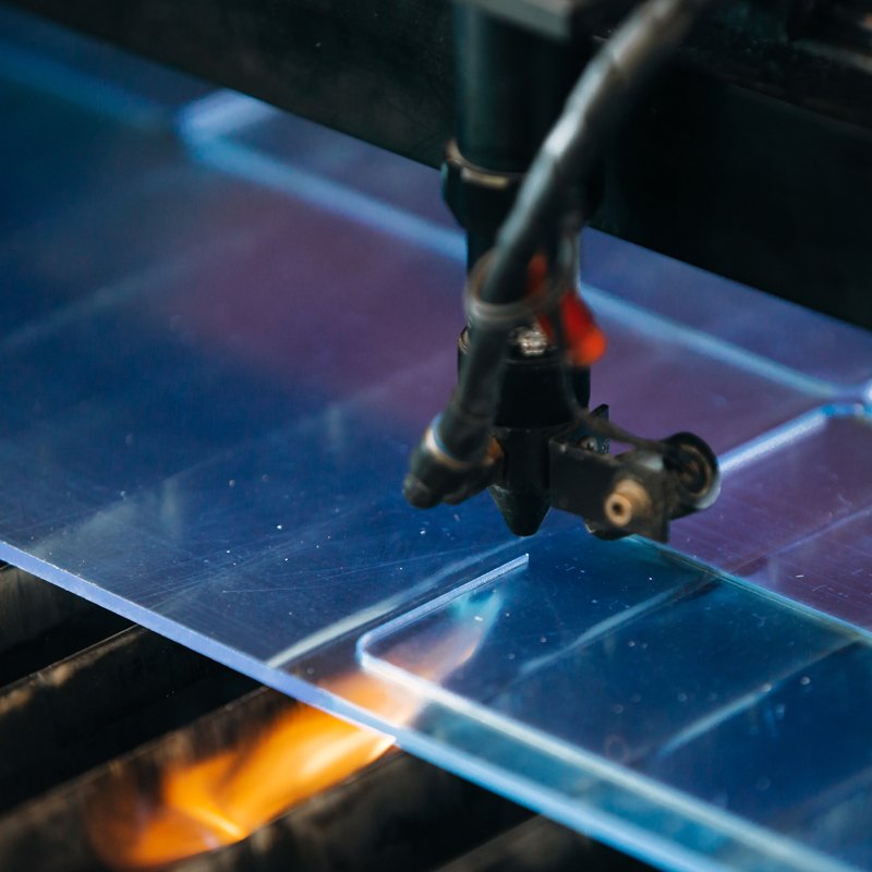 Laser cutting machine